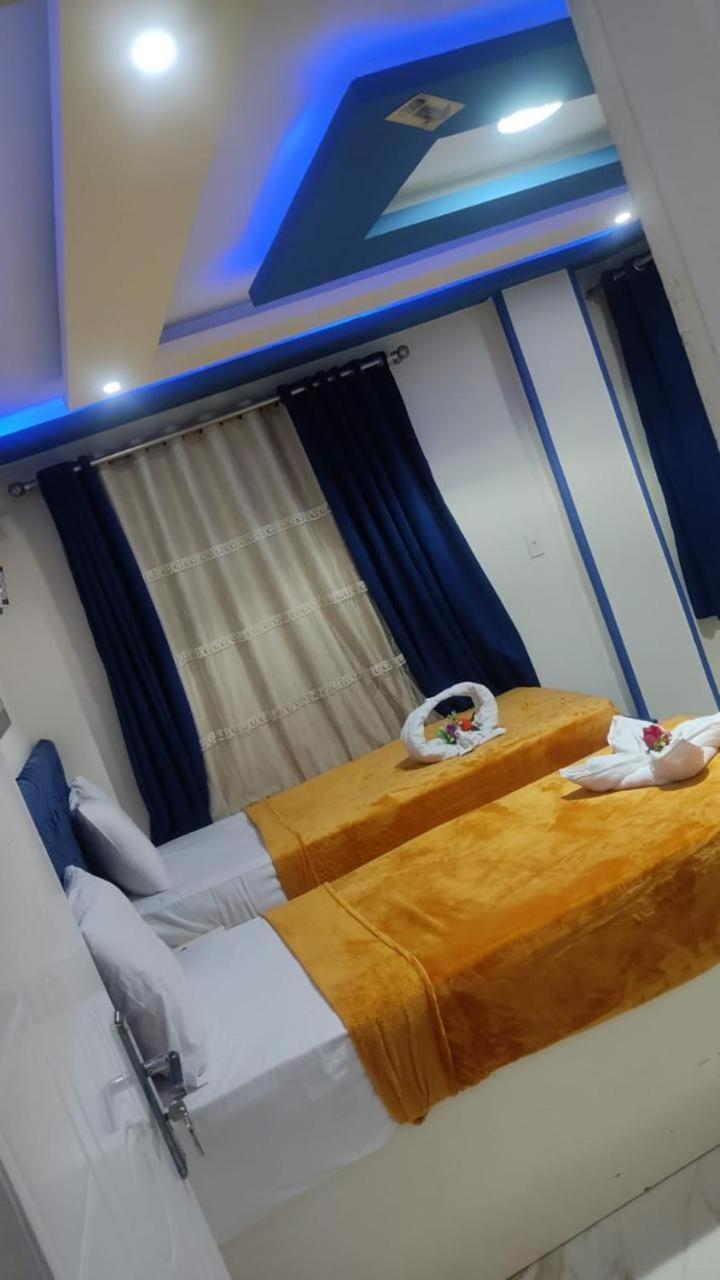 Salvatore With Simple Breakfast- Al Dokki Bed & Breakfast Cairo